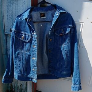 Lee Womans Heavyweight Blue Denim Jacket with Chest Pockets